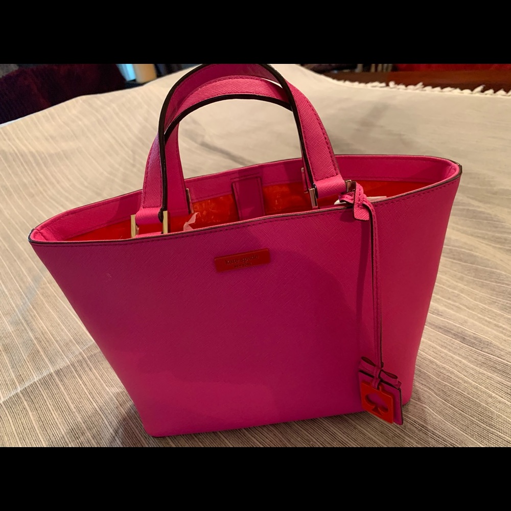 Kate Spade Bright Pink - Picture 2 of 7